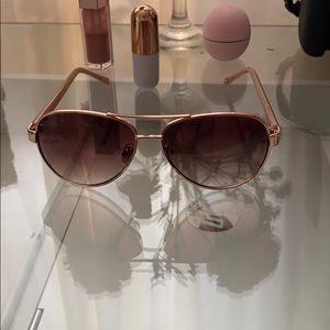 Tommy Hilfiger Rose Gold Aviator Sunglasses